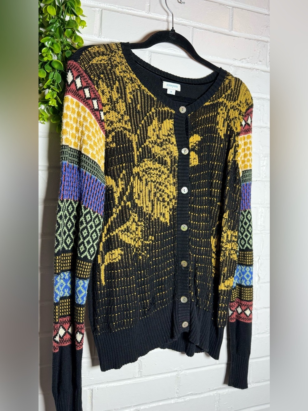 Sundance button-down cardigan size Medium (flaw) upside down tag - Picture 3 of 5